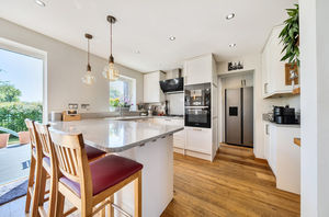 Kitchen diner angle 2- click for photo gallery
